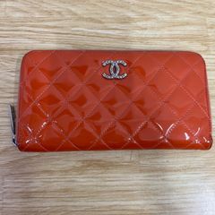 ■シャネル CHANEL パテントレザー エナメル ラウンドファスナー長財布 A26-3528