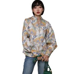 【新品】 シャツ ブラウス 秋 冬 春 レディース 長袖 立ち襟 花柄 レトロ柄 羽織り ニュアンスカラー レトロ柄が可愛いエンボスジャガード生地 (柄C) 1