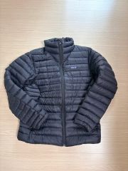 patagonia パタゴニア ダウンセーター ブラックM サイズ 出品