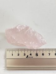 【E37177】 ローズクォーツ マダガスカル産 原石 天然石 パワーストーン 鉱物 紅水晶　原石　クリスタルワールド