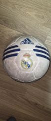 アディダス レアルマドリード サッカーボール
