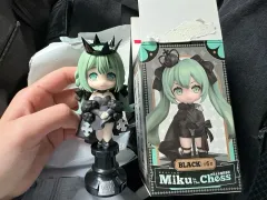 初音 ミク ブラック チェス フィギュア