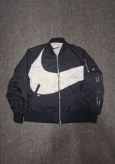 105) NIKE NSE ナイキ ビックスウォッシュ swoosh ビックロゴ サーマフィット リバーシブル ブラック ホワイト ブルゾン MA-1ジャケット MA-1