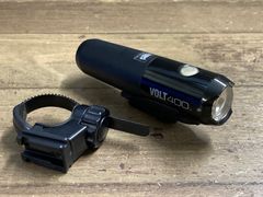 KR135 キャットアイ CATEYE VOLT400 フロントライト 点灯確認済