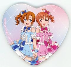 【中古】バッジ・ピンズ 高坂穂乃果＆高海千歌 「ラブライブ!×ラブライブ!サンシャイン!! POP UP STORE～μ’s×Aqours Special Collaboration～ トレーディングハート缶バッジ μ’s×Aqours」