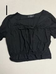 トップス 2枚 5000円ずつ出品
