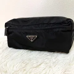 プラダ PRADA ポーチ ナイロン ブラック 三角ロゴ 化粧ポーチ
