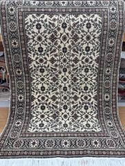 トルコ製　カイセリ産　手織り ウール絨毯 ペルシャ柄 ラグ 玄関マット トルコ カイセリ産 絨毯 手織りウールラグ ペルシャ絨毯風 花柄