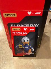 F1 ディズニー f1 race day フィギュア ドナルドダック
