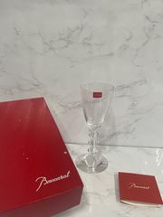 【新品未使用品・バカラ】BACCARAT　ベガ　ワイングラス　クリスタルガラス