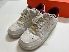 状態良し NIKE エアフォース ロー 230