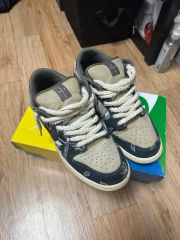 270 NIKE スコット ダンク