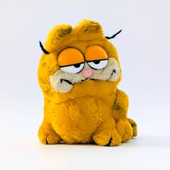 ☆ VINTAGE 1980年代初期 ☆【 Garfield ( ガーフィールド ) 】『 ガーフィールド / おすわり左向き 』Sサイズ / ぬいぐるみ プラッシュ plush 1980年代年製 〚アメリカン雑貨 アメトイ〛