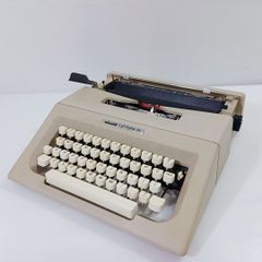 olivetti LETTERA 25 オリベッティ タイプライター レッテラ25 タイプライター アンティーク ヴィンテージ レトロ 昭和レトロ ディスプレイ インテリア 撮影小物 ジャンク品