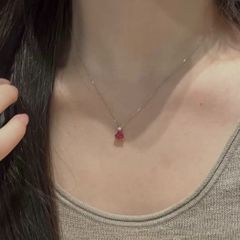 ネックレス レディース ピンク ハート ハートネックレス ゴールド キラキラ ストーン ペンダント 華奢 細チェーン シンプル 上品 大人可愛い 高見え エレガント  デート 通勤 結婚式 パーティー 記念日 誕生日 プレゼント ギフト対応 BOX包装