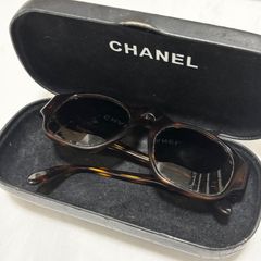 【送料無料】CHANEL/シャネル/サングラス/鼈甲柄/べっ甲調/91235/ブラウン系/ココマーク/COCO/ケース付き/少し歪みあり/中古品