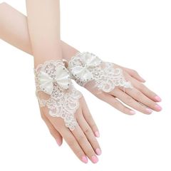 【新品】 Coollooda ウェディンググローブ 花嫁手袋 レースグローブ レディース 美しい刺繍 ショートグローブ アクセサリー ショートグローブ メイド ウエディング用品 結婚式 レース付グローブ 花嫁用品 0