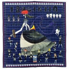 【中古】タオル・手ぬぐい くるみ割りの魔女 プリントハンカチ 「劇場版 魔法少女まどか☆マギカ[新編]叛逆の物語×ヴィレッジヴァンガード」