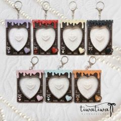 ♡トレカキーホルダー♡レジン♡推し活♡色変更可能♡L01