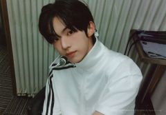 【中古】生写真(男性) TWS/ドフン(DOHOON)/横型/写真集「TWS PHOTO LOG」TWS GLOBAL OFFICIAL FANCLUB 42 MEMBERSHIP(JP)限定 写真集掲載カットブロマイド