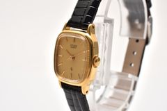 CITIZEN シチズン 38-3848 クオーツ レディース ゴールド 文字盤 バーインデックス ゴールドカラー クッション 小ぶり 黒 レザーベルト ヴィンテージ 腕時計 稼働品