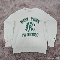 B35 MLB ニューヨーク・ヤンキース スウェット