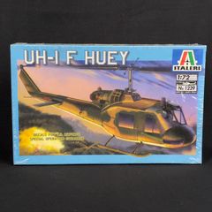 수입 키트・잔 1점 이탈레리 1299 72 UH-1F 휴이