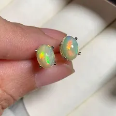 【問い合わせで値下げ】オーバル 5*3mm 天然オパールスタッドピアス、ナチュラル、高級品、宝石ギフト