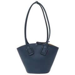 ボッテガ・ヴェネタ BOTTEGAVENETA バッグ レディース ブランド トートバッグ ショルダーバッグ スモール バスケット レザー ディープブルー 日本限定色 レア おしゃれ 【中古】