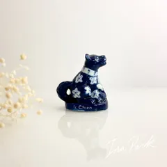 花模様の犬のフェーブ フェーヴ フランス製 ミニチュア 陶器 雑貨