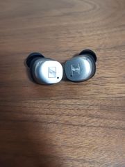 正規品）Apple AirPods Pro 2世代 片耳 R 片方 右耳のみ ライトニング