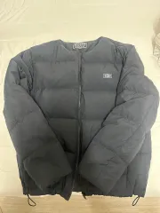 GUESS 軽量ダウン
