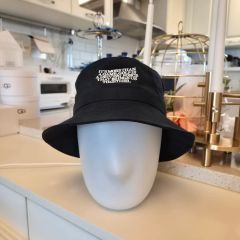 テーラーメイドゴルフ ブラックウォッチ チタンパターン ロゴ バケットハット 58