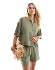 ヴェロモーダ レディース トップス シャツ クロップド リネン Vero Moda linen touch boxy cropped shirt green part of a set Kalamat