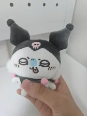 ちいかわ×サンリオコラボ マスコットキーホルダー(ちいかわ、クロミ、モモンガ)