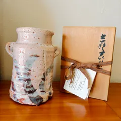 安藤日出武 志野花生 花入 美濃焼 志野焼 耳付 栞 共布 共箱付