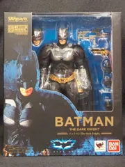 バンダイ S.H.Figuarts THE DARK KNIGHT バットマン (THE DARK KNIGHT)