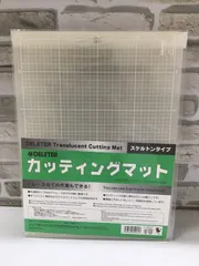【激安】【Q2-47】◎ 中古　DELETER カッティングマット スケルトンタイプ（A4サイズ・ホワイト）