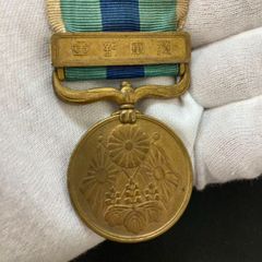 功七級金鵄勲章 旧日本軍 勲章 記章 ケース入り - メルカリ
