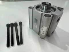 SMC(エスエムシー)薄形シリンダ 標準形 複動・片ロッド CQ2シリーズCDQ2B32-15DZ(テスト使用・動作確認 新着