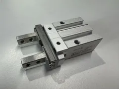 SMC(エスエムシー)平行開閉形エアチャックJMHZ2-8D(テスト使用・動作確認済み)｜在庫あり