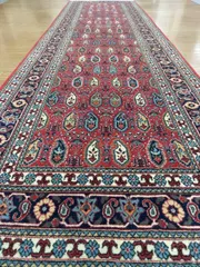 【送料無料】トルコ 絨毯 ヘレケ産 手織りウール絨毯 310×90cm ペルシャ風 ランナー 高級ラグ {3715-180}