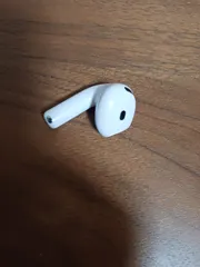 【即納】（正規品）Apple AirPods 4世代 片耳 L 片方 左耳 ノイズキャンセリング対応モデル