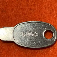 オフィス家具　鍵　中古　プラス　L068　デスク　メーカー純正｜在庫あり