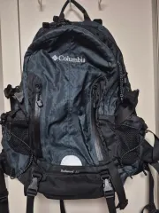 【即納】Columbia レッドウッド 登山リュック 32L 出品