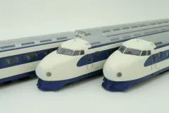 【中古】鉄道模型 HOゲージ 1/87 国鉄0系新幹線 1・2次車 登場時 基本4両Aセット(1・6・9・12号車) 完 アウトレット
