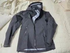【送料無料】ARC'TERYX アークテリクス ベータ AR ジャケット ブラック ウィメンズ M GORE-TEX ゴアテックス 