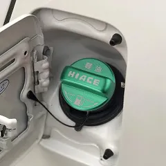 【送料無料】トヨタ 軽油仕様 緑 ハイエース 200系 専用設計 フューエルキャップ フューエルリッド ガソリン キャップカバー 給