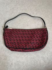 FENDI フェンディ ズッキーノ ハンドバッグ　レッド 8BR145