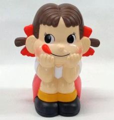 중고 フィギュア ペコちゃん 座り 貯金箱